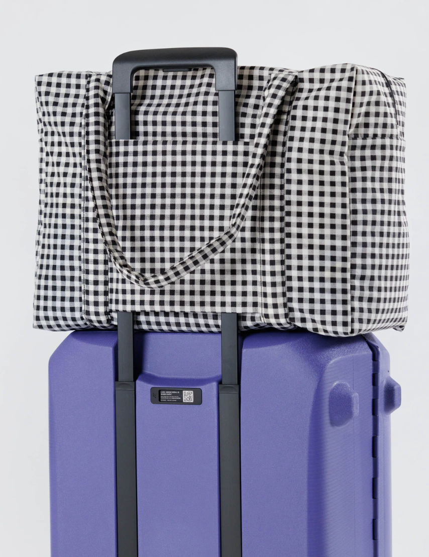 BW gingham: cloud carry on