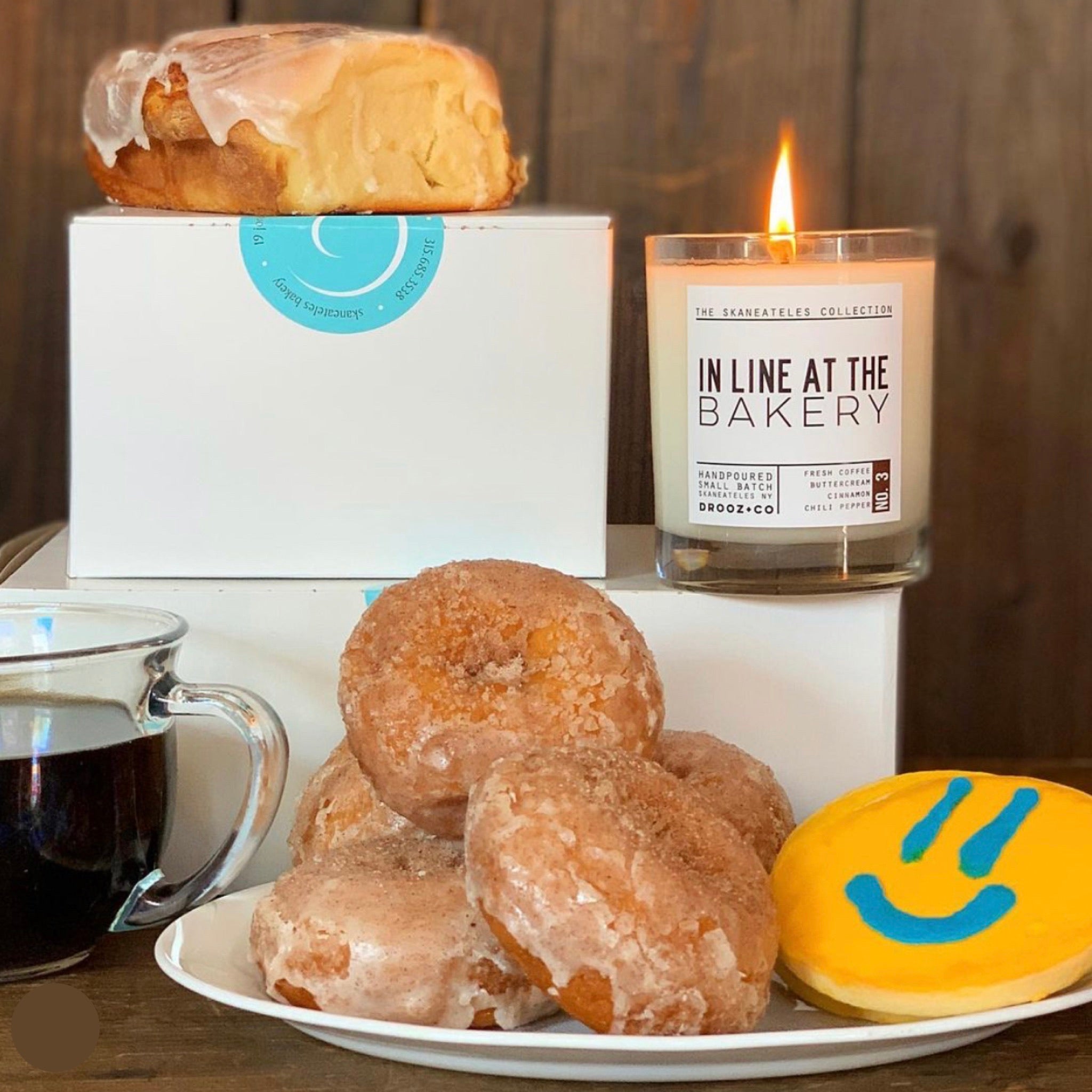 In Line at the Bakery {Skaneateles Collection} DROOZ candle No.3