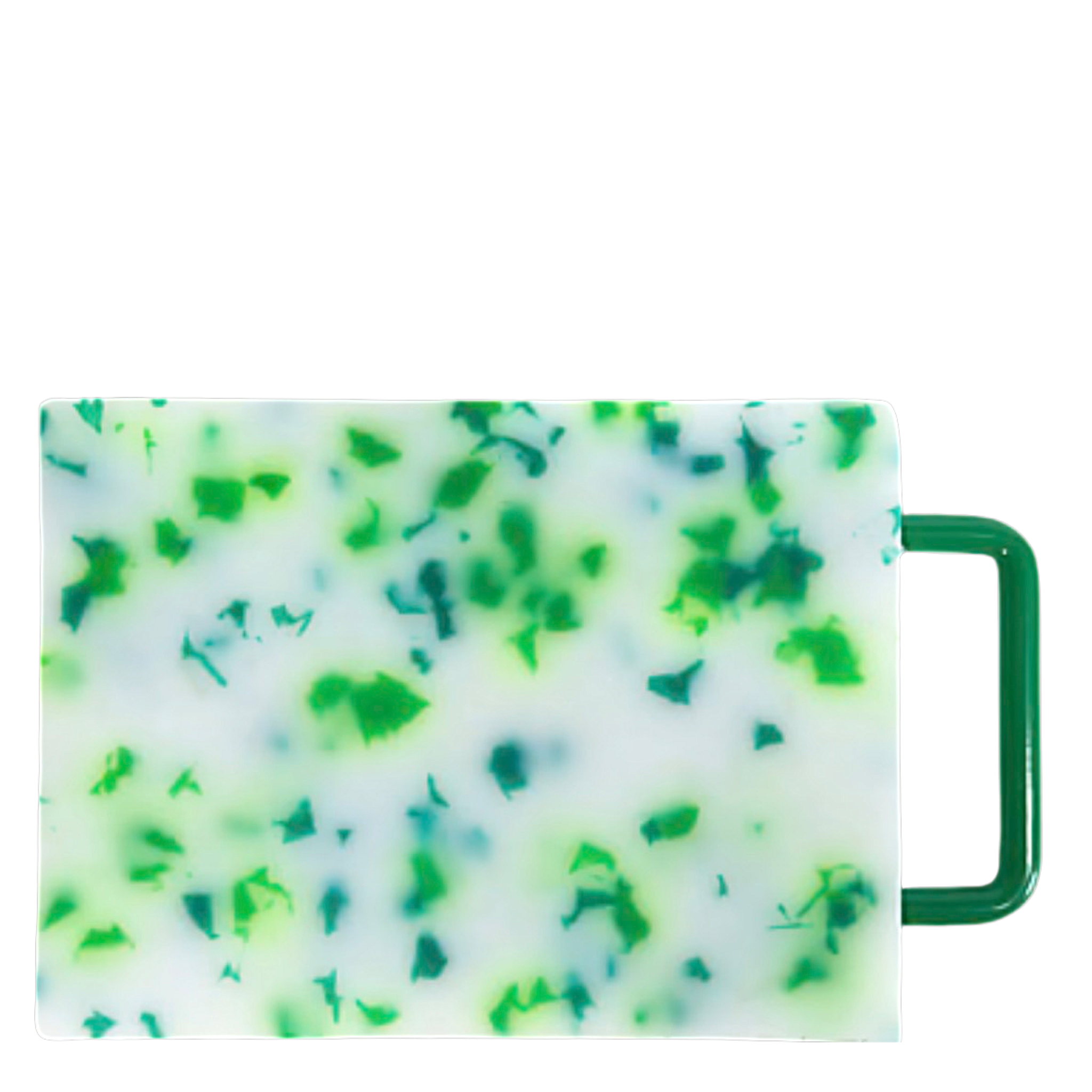 sm: green cutting board