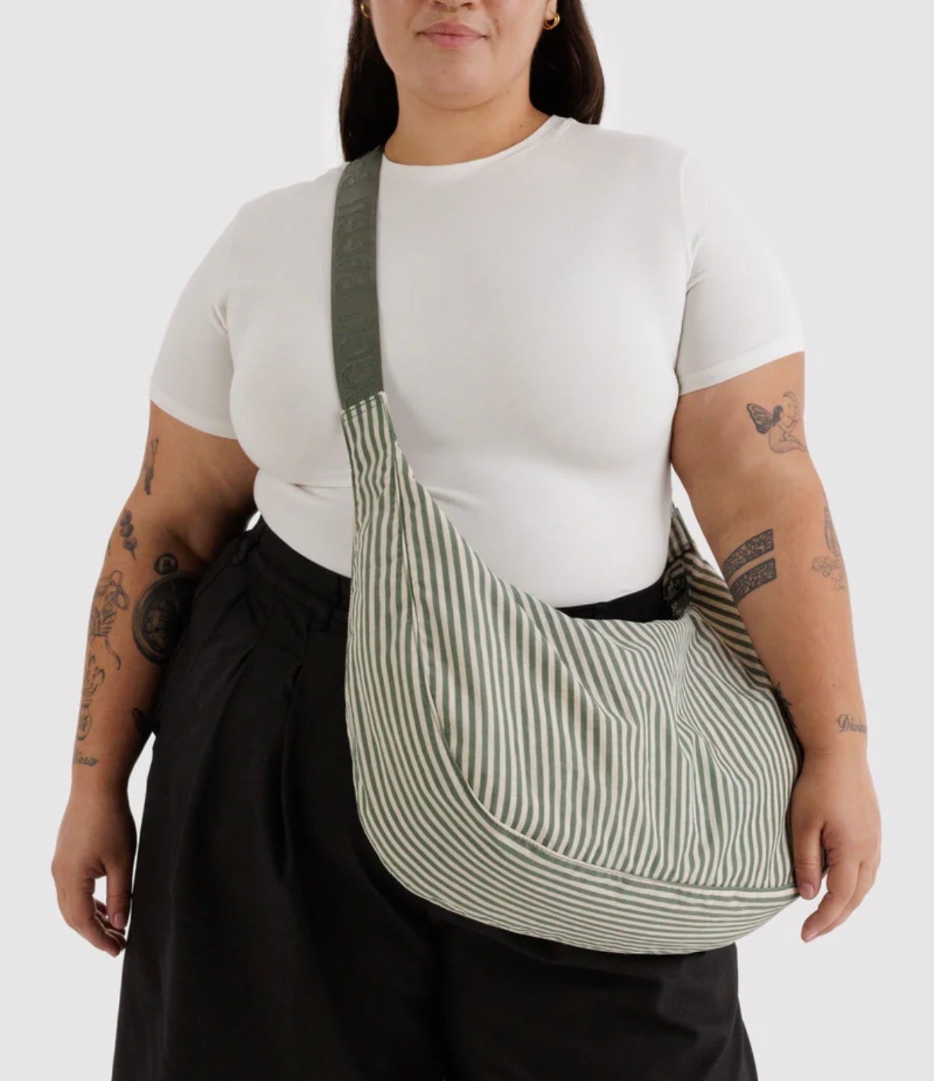 Sage stripe crescent bag (+sizes)