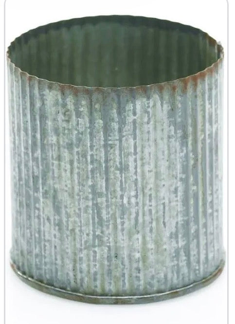 round tin - med
