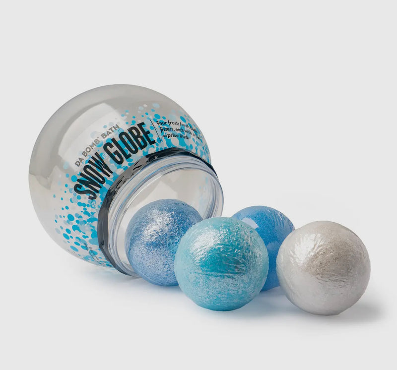 Snow Globe: DaBomb bath bomb