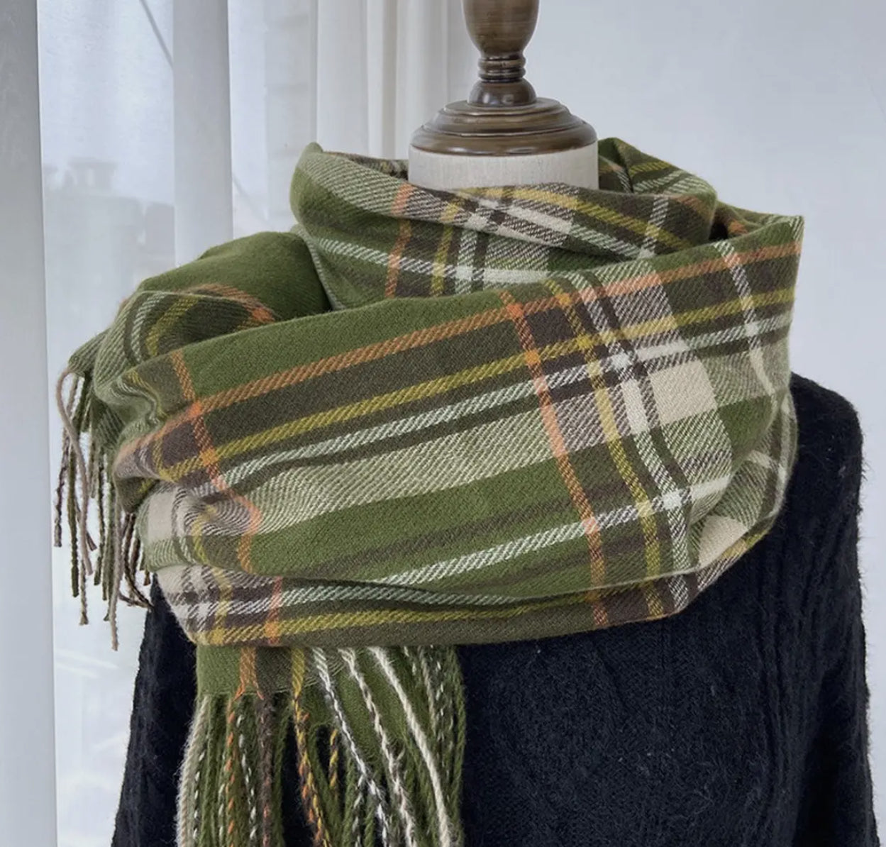 Vintage feel plaid scarf