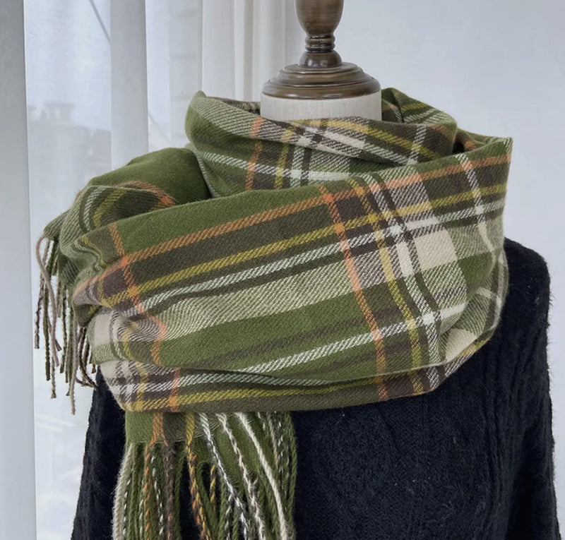Vintage feel plaid scarf
