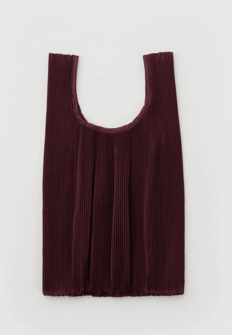 pleated tote: mahogany