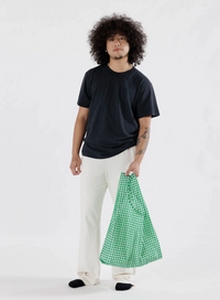 green gingham : BAGGU bag