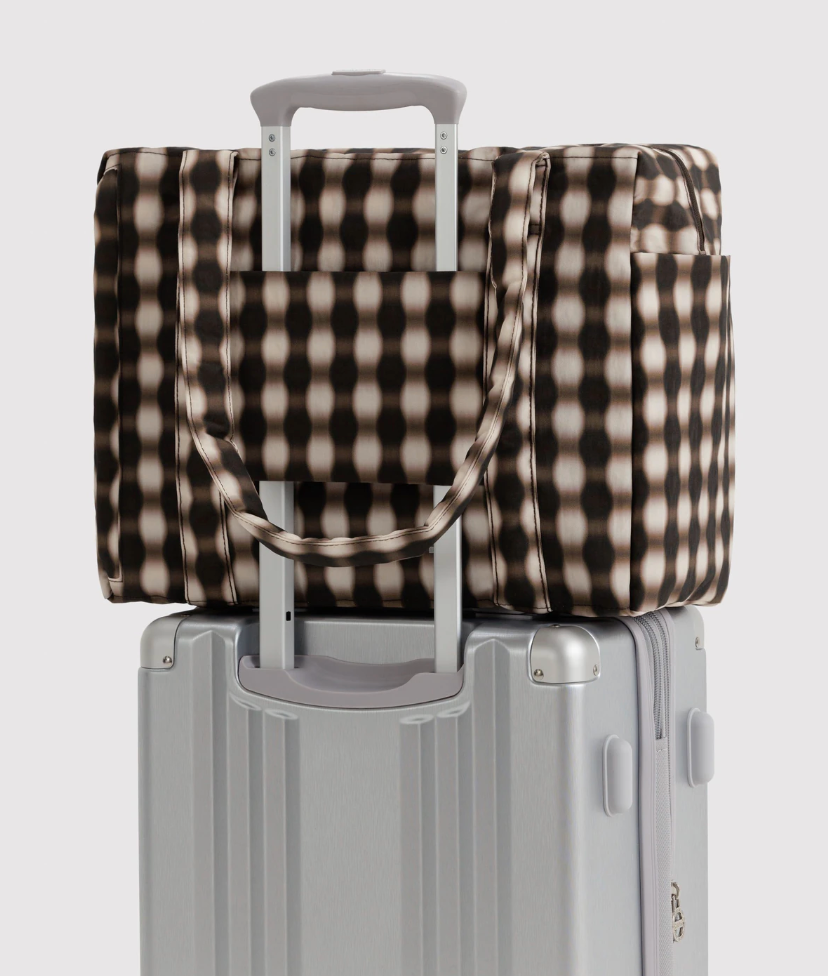 blurred gingham small cloud carry on BAGGU