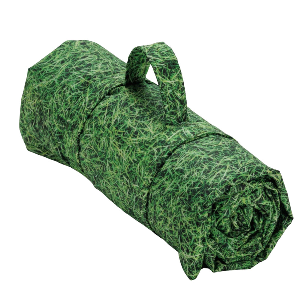 grass puffy picnic blanket: BAGGU