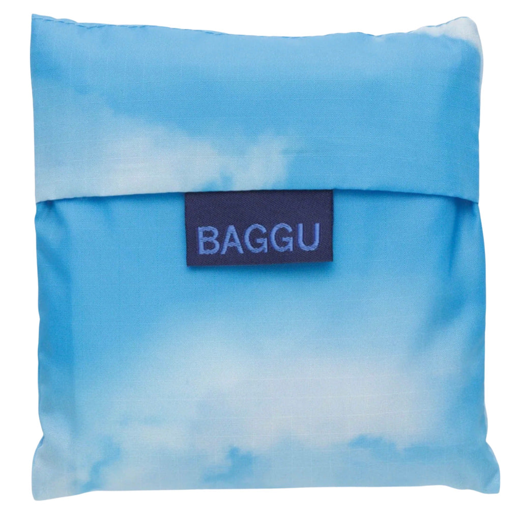 clouds: BAGGU bag